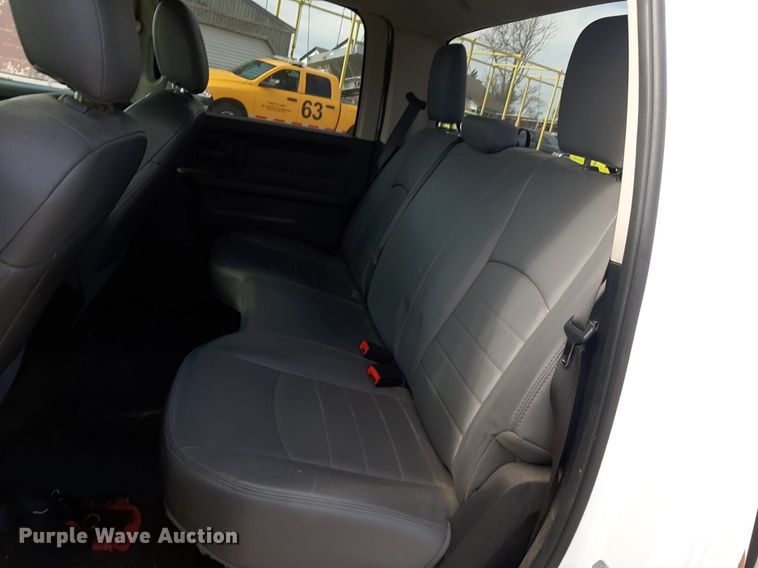 image for item NV9190 2017 Dodge Ram 1500 Crew Cab pickup truck