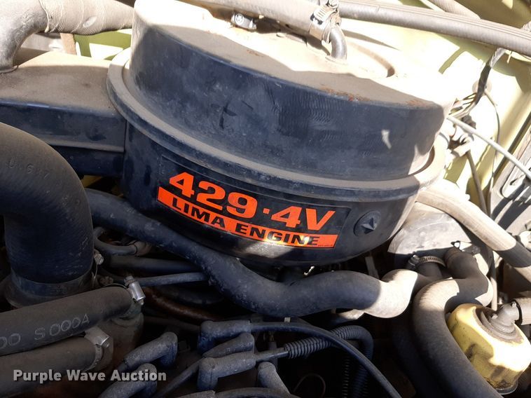 image for item NV9192 1987 Ford F700 dump truck