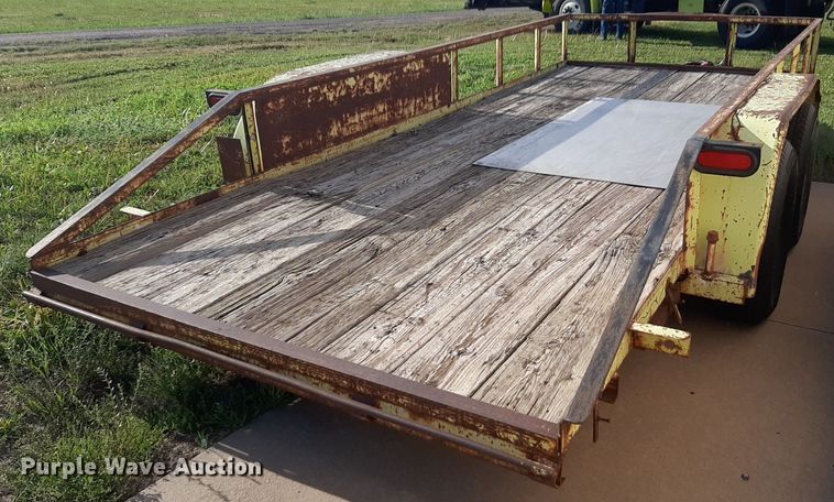 image for item NV9193 1985 Seminole equipment trailer