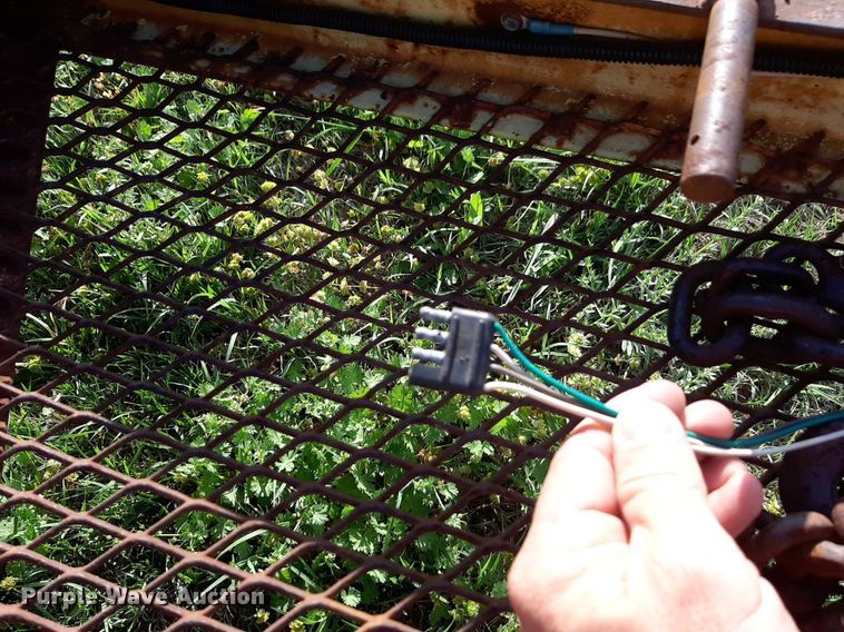 image for item NV9193 1985 Seminole equipment trailer