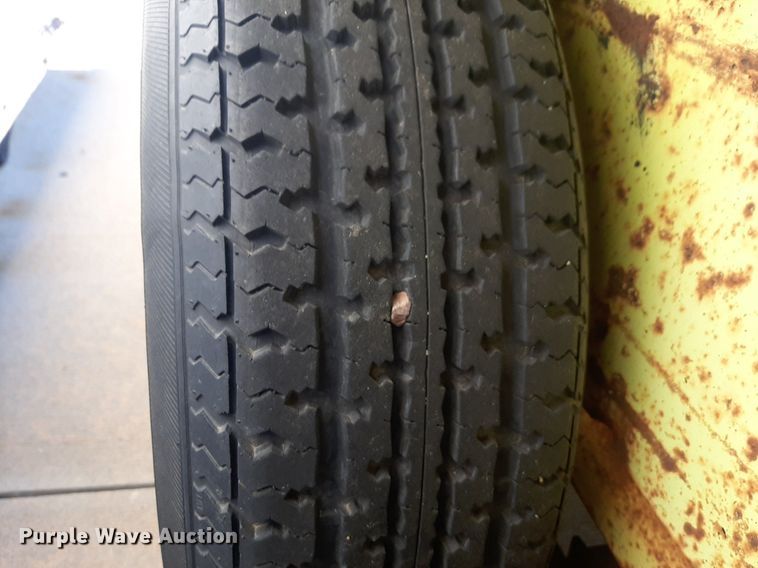 image for item NV9193 1985 Seminole equipment trailer