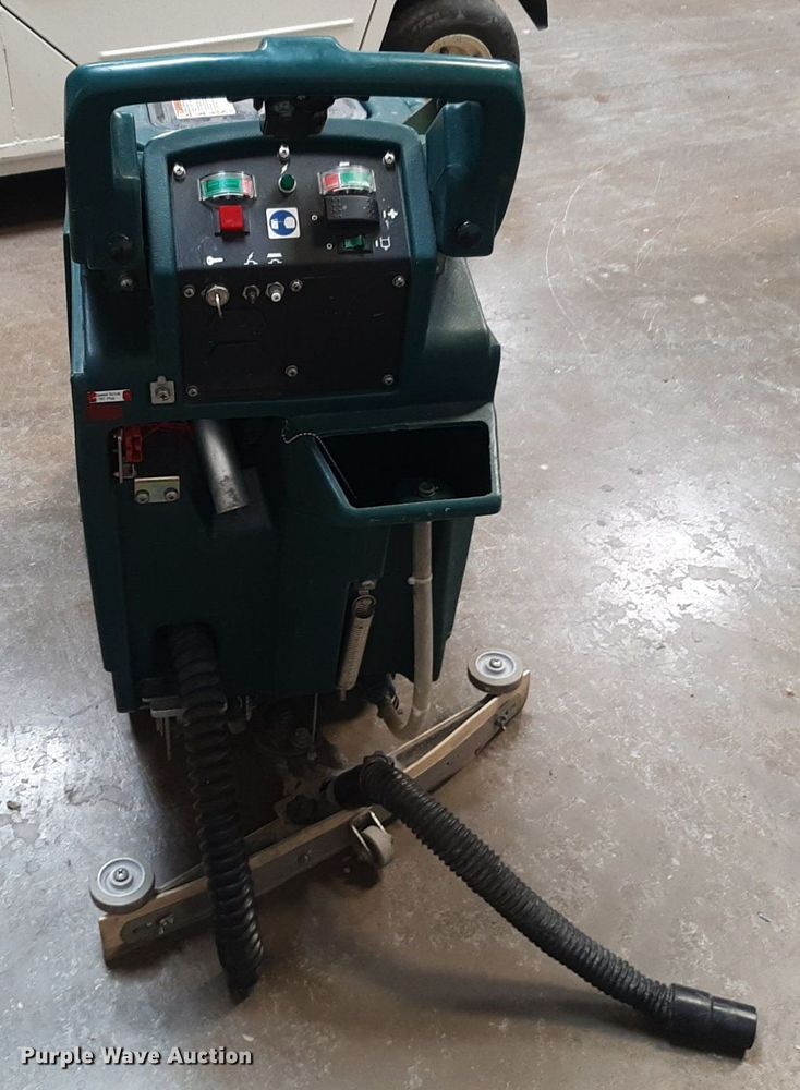 image for item NV9194 Speed Scrub 1701 Plus floor scrubber