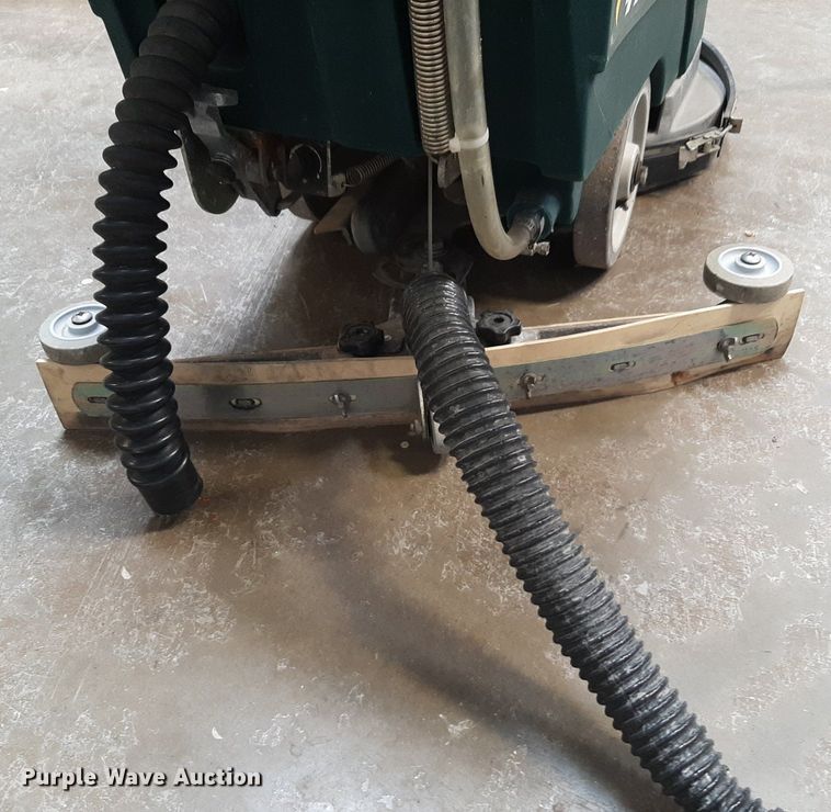 image for item NV9194 Speed Scrub 1701 Plus floor scrubber