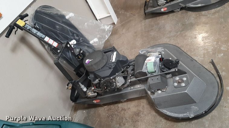 image for item NV9195 Pioneer Eclipse 420 BU floor buffer