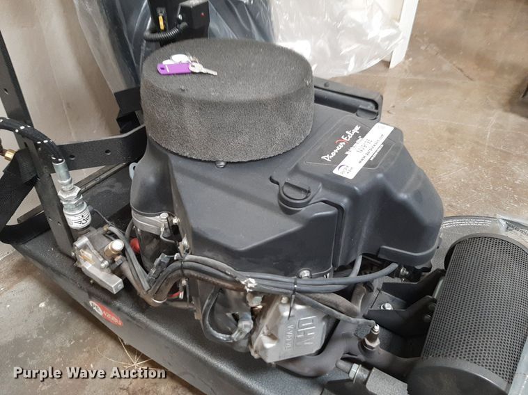 image for item NV9195 Pioneer Eclipse 420 BU floor buffer