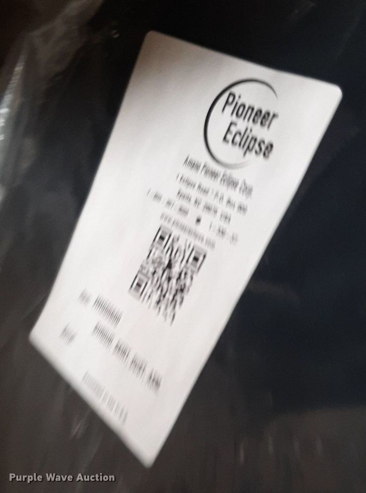 image for item NV9195 Pioneer Eclipse 420 BU floor buffer