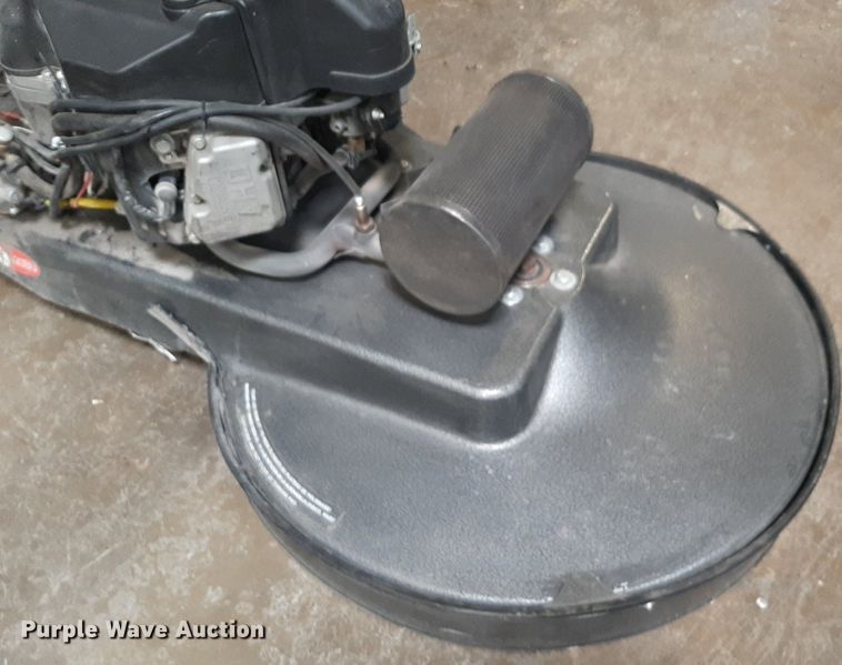 image for item NV9196 Pioneer Eclipse 420 BU floor buffer