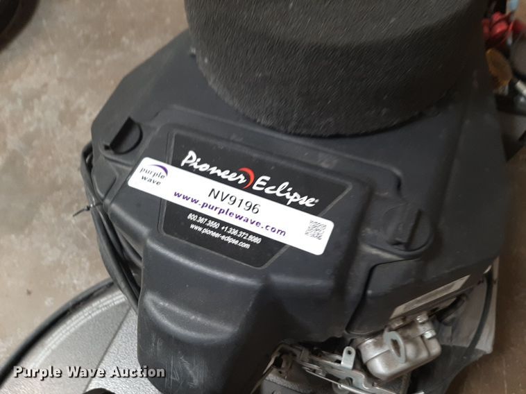 image for item NV9196 Pioneer Eclipse 420 BU floor buffer