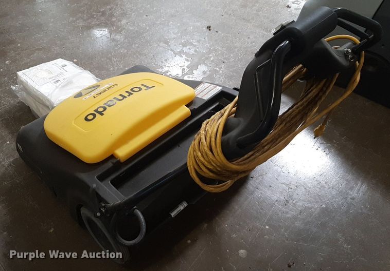 image for item NV9198 Tornado sweeper