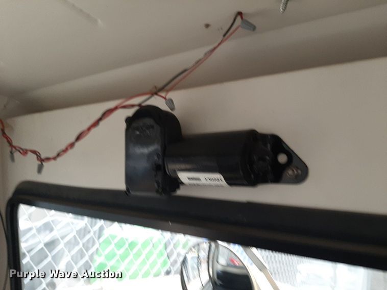 image for item NV9202 Yamaha G-Max utility vehicle