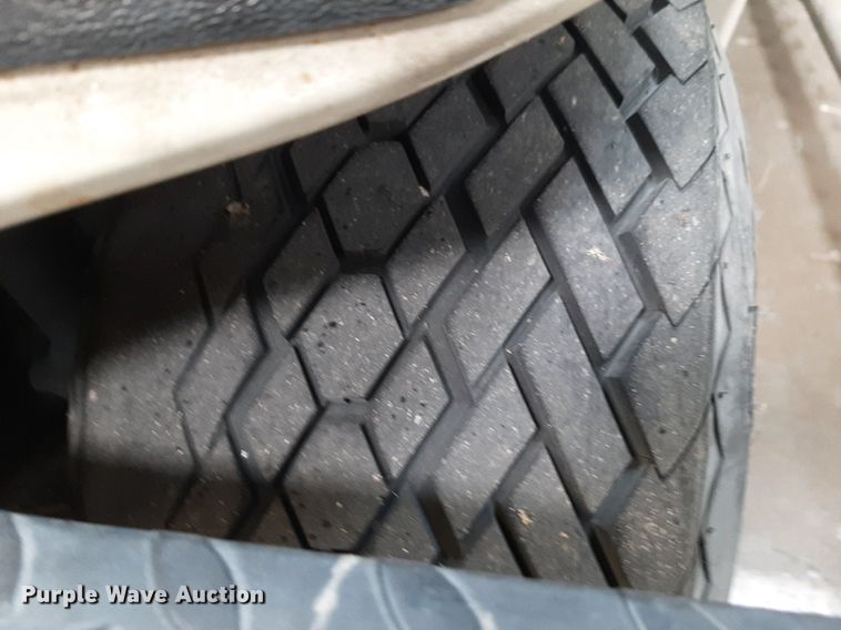 image for item NV9202 Yamaha G-Max utility vehicle