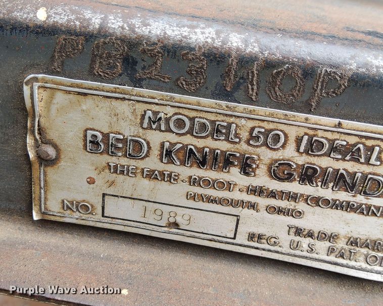 image for item NV9204 Bed knife Model 50 grinder