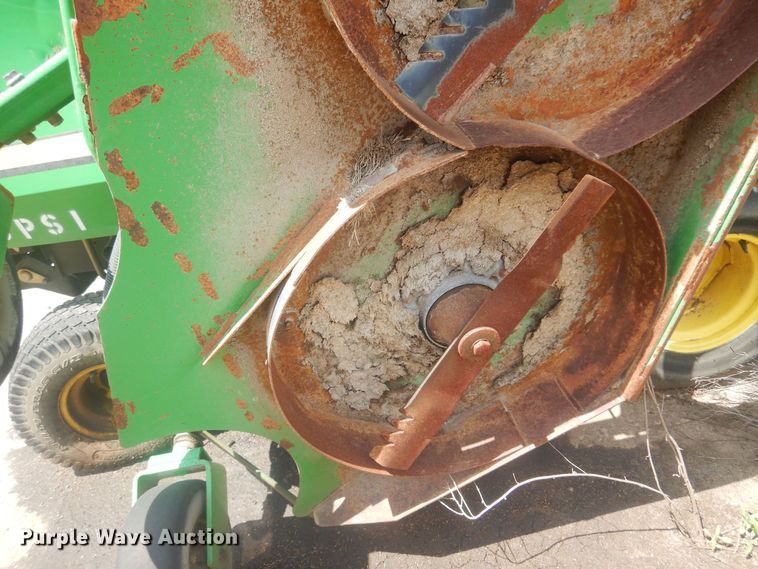 image for item NV9209 John Deere 1600 Turbo lawn mower