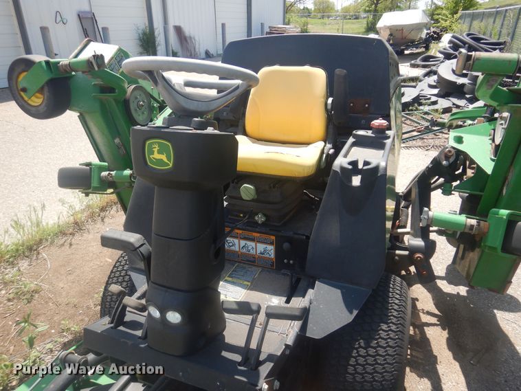 image for item NV9209 John Deere 1600 Turbo lawn mower