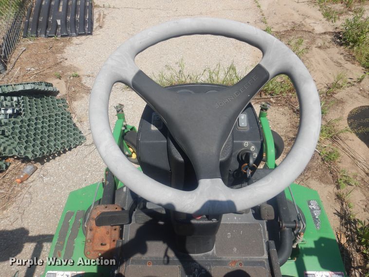 image for item NV9209 John Deere 1600 Turbo lawn mower