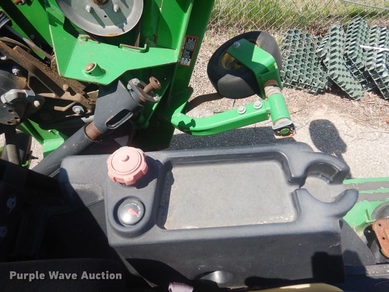 image for item NV9209 John Deere 1600 Turbo lawn mower