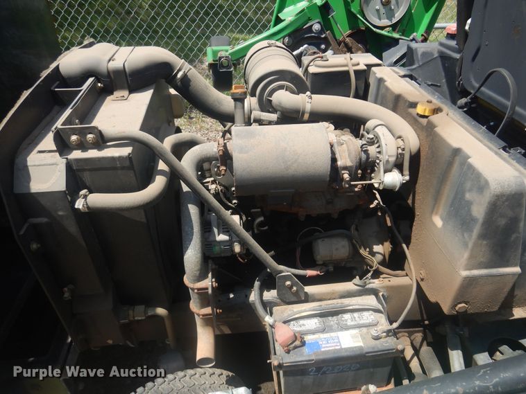 image for item NV9209 John Deere 1600 Turbo lawn mower