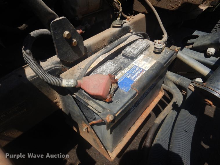 image for item NV9209 John Deere 1600 Turbo lawn mower