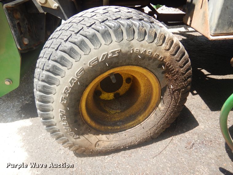 image for item NV9209 John Deere 1600 Turbo lawn mower