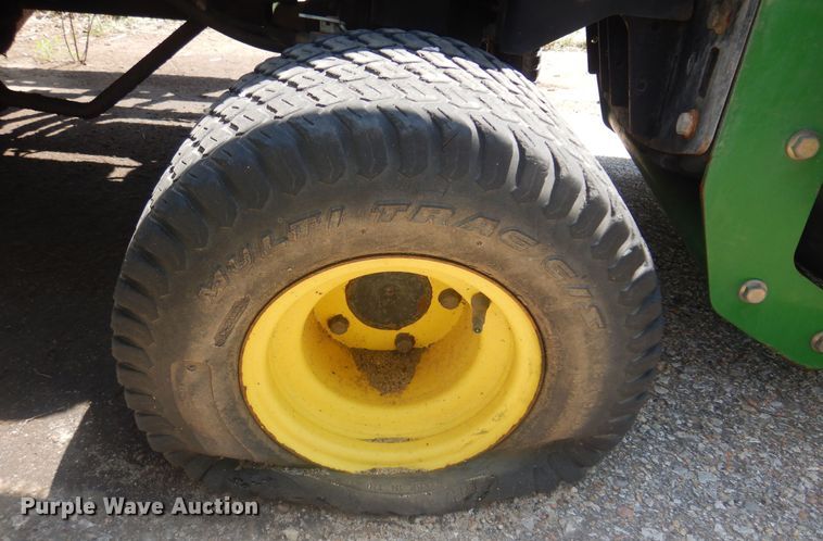 image for item NV9209 John Deere 1600 Turbo lawn mower