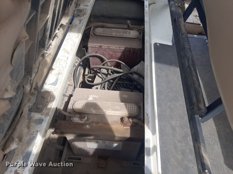 image for item NY9677 2007 Yamaha YDRE golf cart