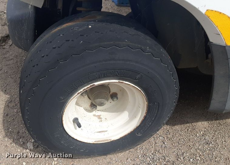 image for item NY9677 2007 Yamaha YDRE golf cart