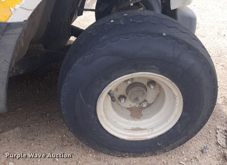 image for item NY9677 2007 Yamaha YDRE golf cart