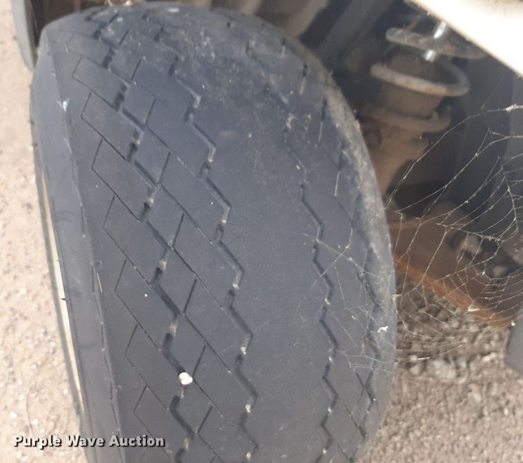 image for item NY9677 2007 Yamaha YDRE golf cart