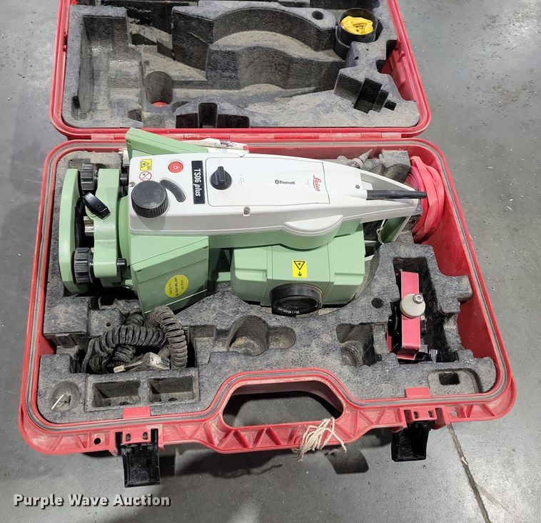 image for item DI3073 Leica TS06 Plus laser