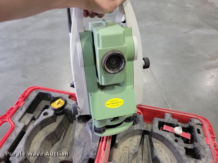 image for item DI3073 Leica TS06 Plus laser