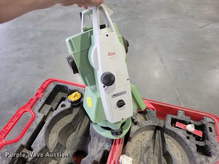 image for item DI3073 Leica TS06 Plus laser