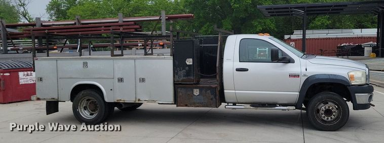 image for item DI3080 2008 Dodge Ram 5500HD utility / service truck