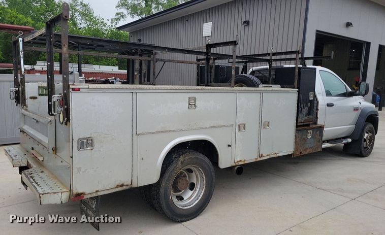 image for item DI3080 2008 Dodge Ram 5500HD utility / service truck