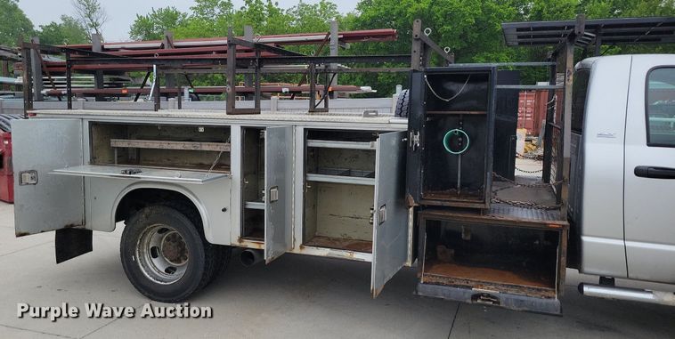 image for item DI3080 2008 Dodge Ram 5500HD utility / service truck