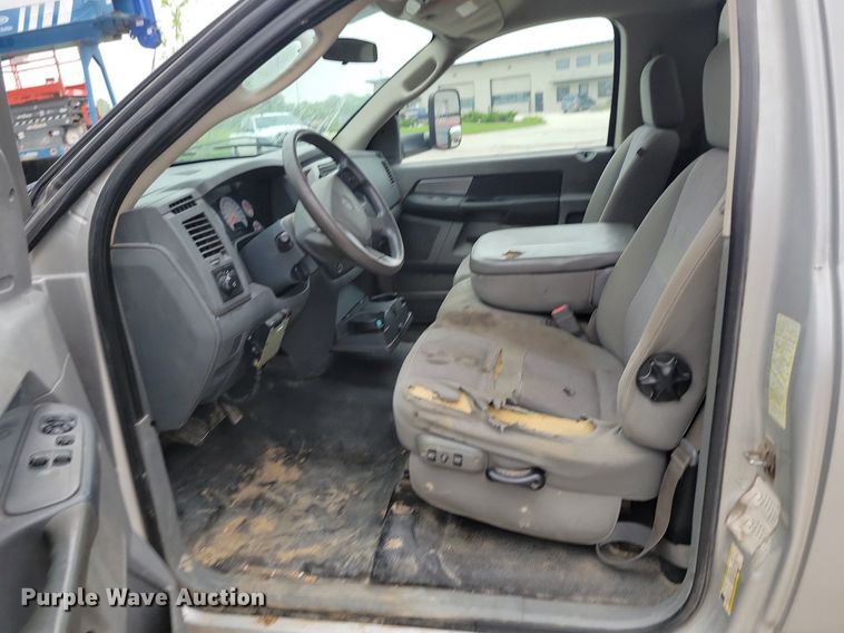 image for item DI3080 2008 Dodge Ram 5500HD utility / service truck