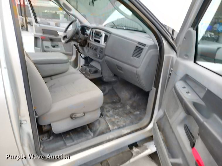 image for item DI3080 2008 Dodge Ram 5500HD utility / service truck