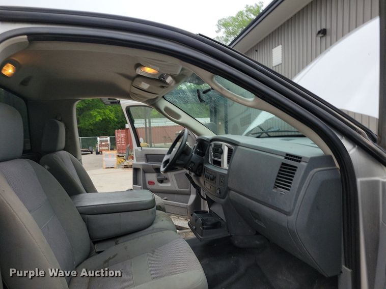 image for item DI3080 2008 Dodge Ram 5500HD utility / service truck