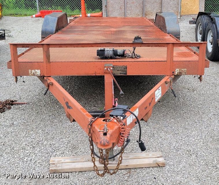 image for item DI3082 2001 Mar Building Solutions tilt deck equipment trailer