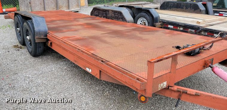 image for item DI3082 2001 Mar Building Solutions tilt deck equipment trailer