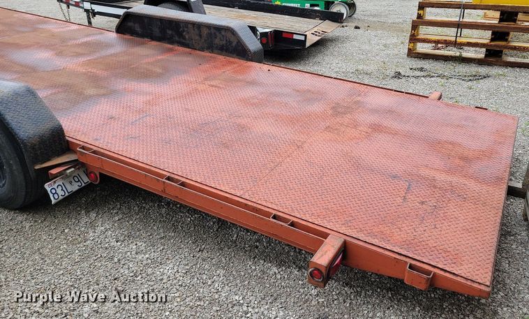 image for item DI3082 2001 Mar Building Solutions tilt deck equipment trailer