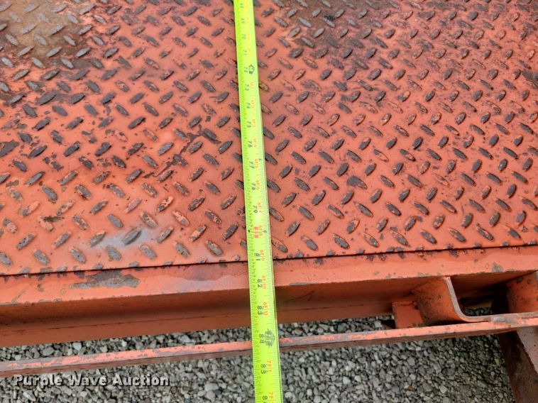 image for item DI3082 2001 Mar Building Solutions tilt deck equipment trailer