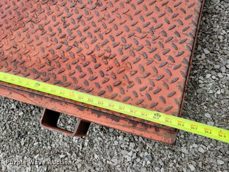 image for item DI3082 2001 Mar Building Solutions tilt deck equipment trailer