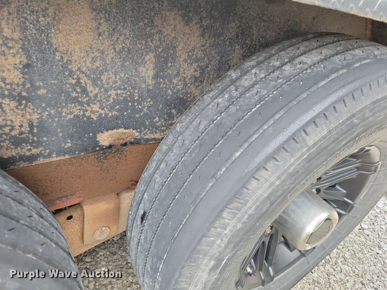 image for item DI3082 2001 Mar Building Solutions tilt deck equipment trailer