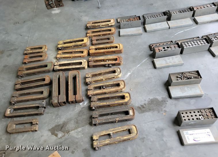 image for item DI3083 Strippit punch sets