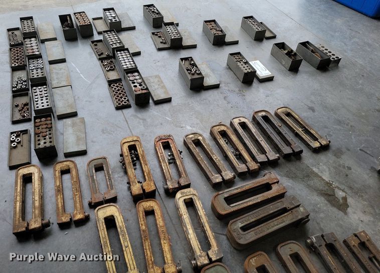 image for item DI3083 Strippit punch sets