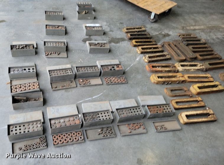 image for item DI3083 Strippit punch sets