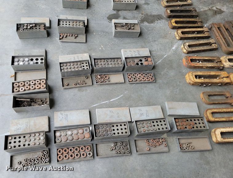 image for item DI3083 Strippit punch sets