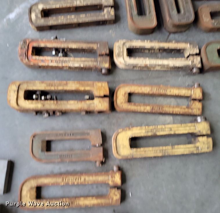 image for item DI3083 Strippit punch sets