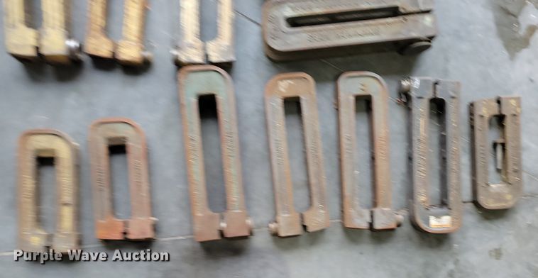 image for item DI3083 Strippit punch sets