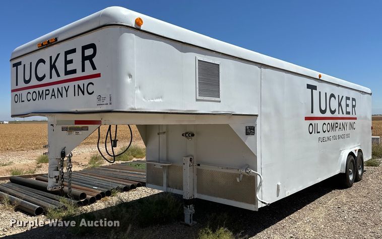 image for item DK6571 2014 WW enclosed cargo trailer